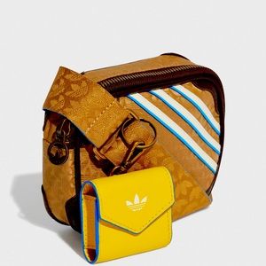 ADIDAS ORIGINALS Mini Airliner Bag Brown
